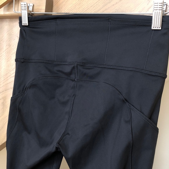 Lululemon Fast & Free 7/8 Tight II *Non-Reflective Nulux 25" Black, Size 6 - Picture 9 of 17